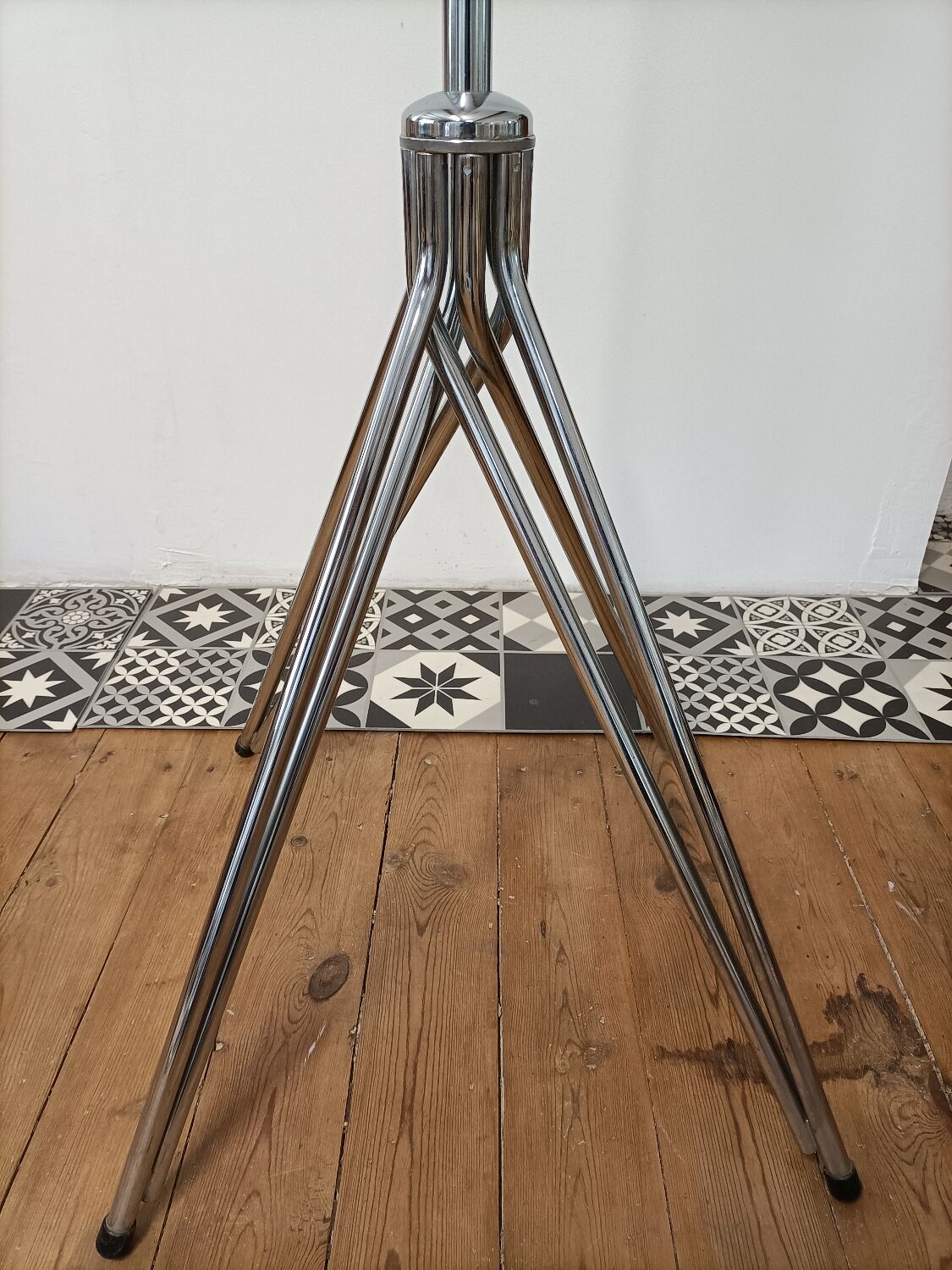 Coat rack parrot 60s