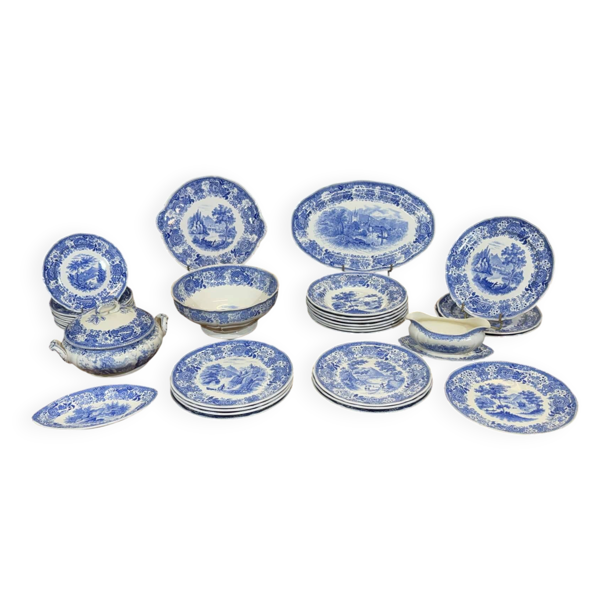 32-piece table service Burgenland decor from Villeroy and Boch.