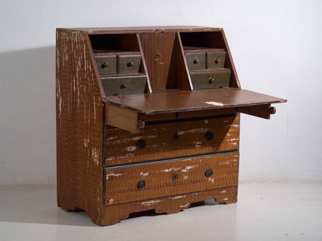 Swedish drop-leaf desk, antique – Scandinavian folk furniture – year 1783