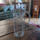 Grand pichet octogonal en verre épais 70's