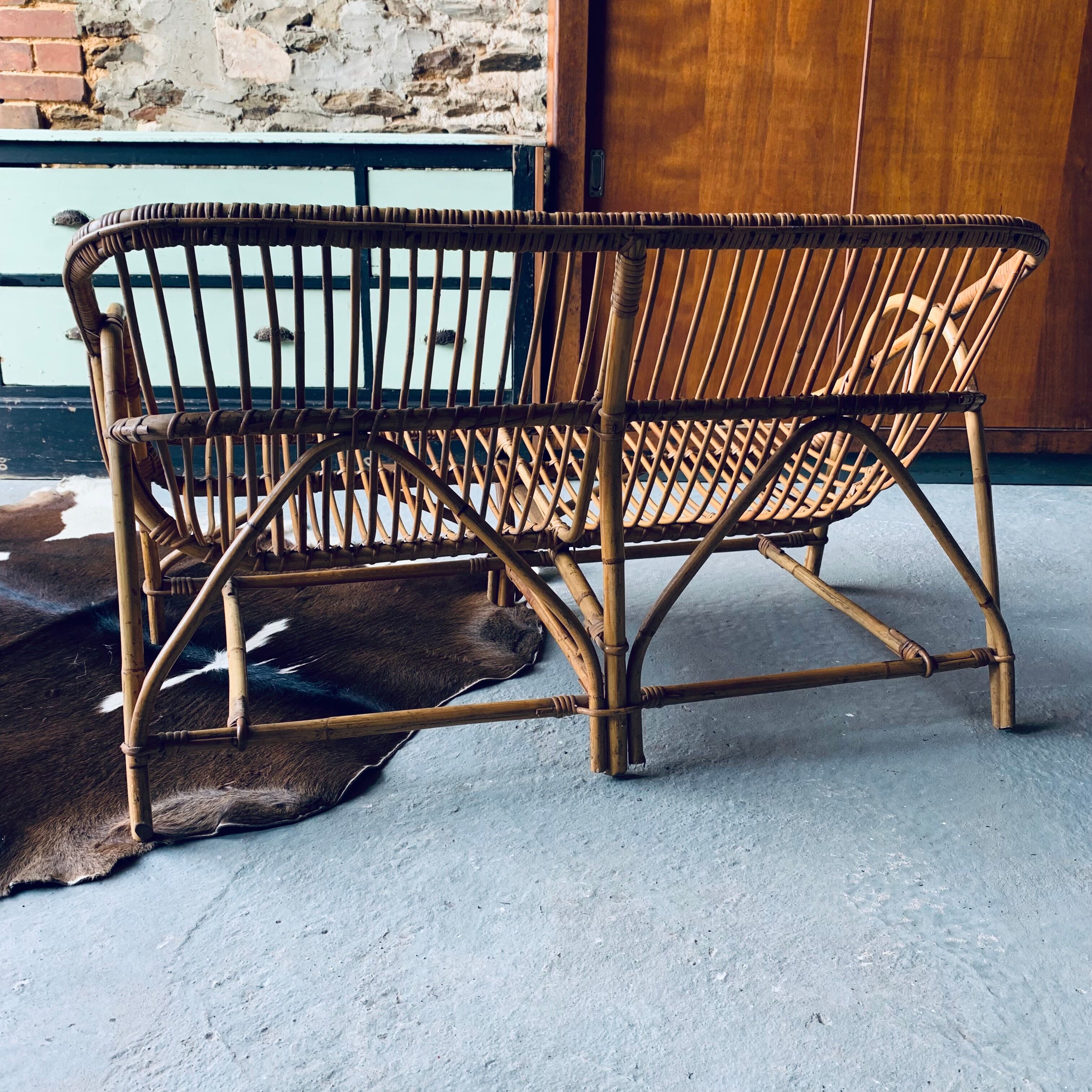 2-seater rattan sofa