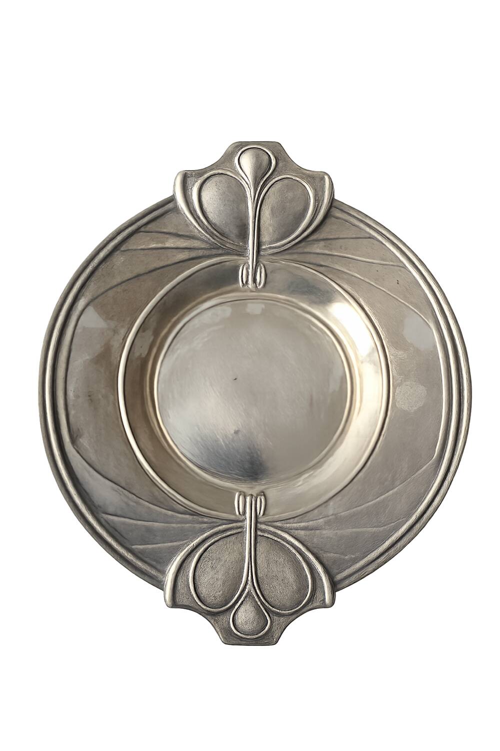 Antique bowl in Art Nouveau style, circa 1900–1920. Beautiful shape.