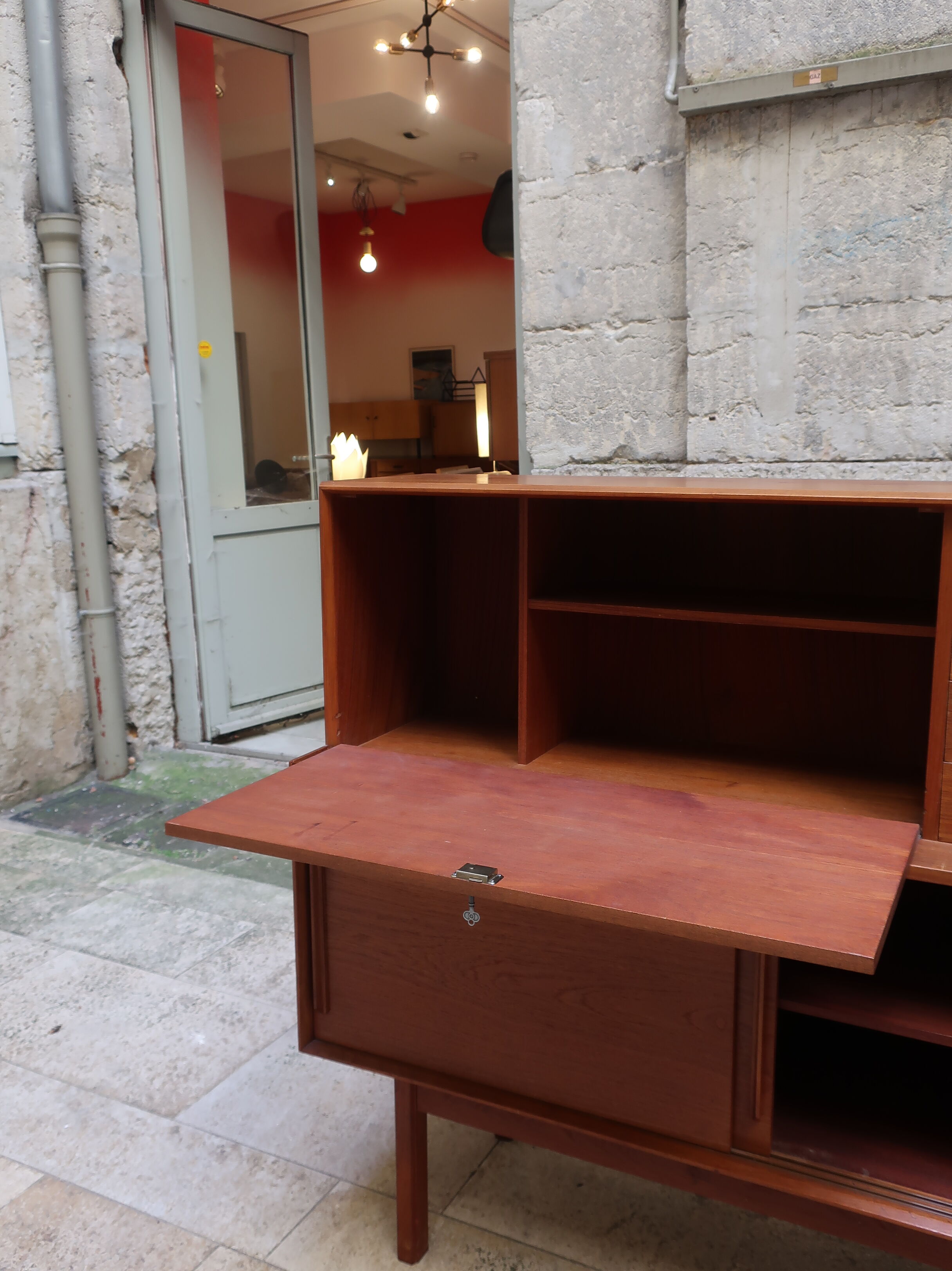 High sideboard of the 60s in teak