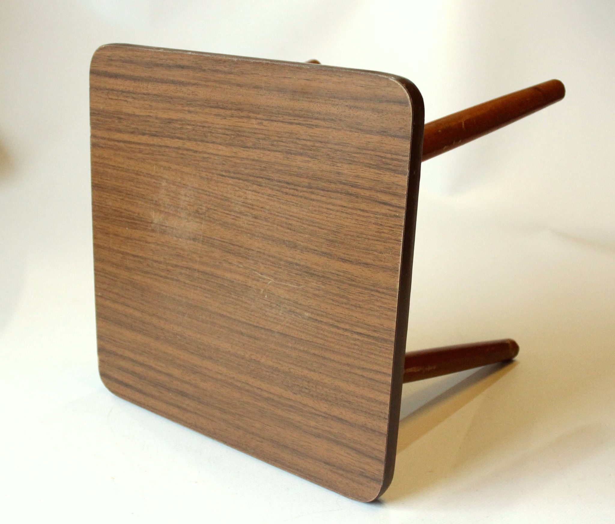 Table d'appoint en bois des années 1950 - support de plante - Vintage