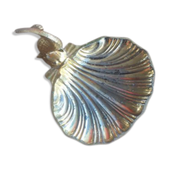 St. james shell soap holder