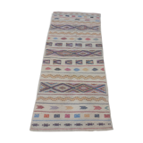 Handmade white carpet with patterns 90x200cm