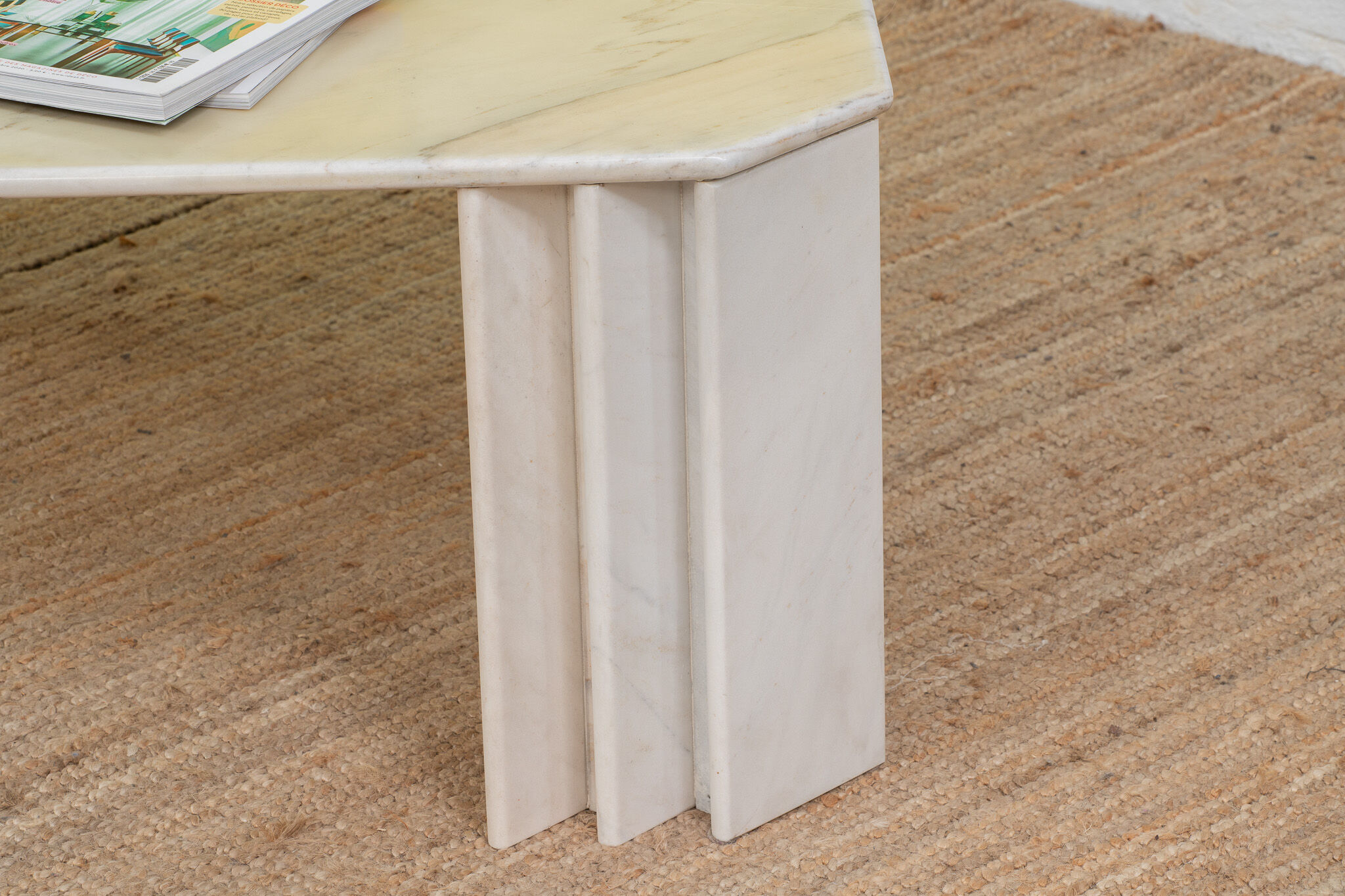 Table basse en marbre vintage – 126 cm