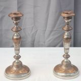 PAIRE DE BOUGEOIRS ANCIENS