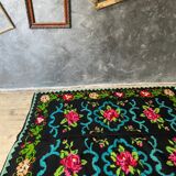Romanian carpet with roses handmade in wool 177x154cm