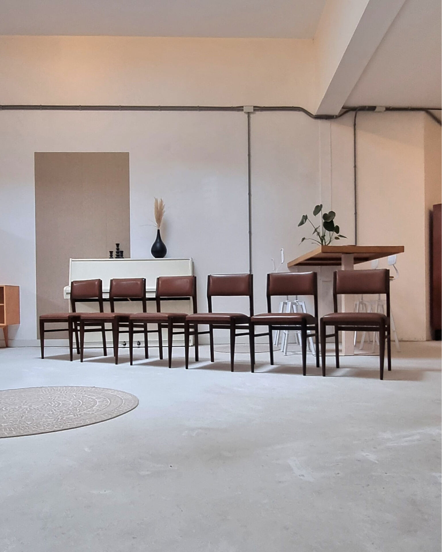 Chaises du milieu du siècle