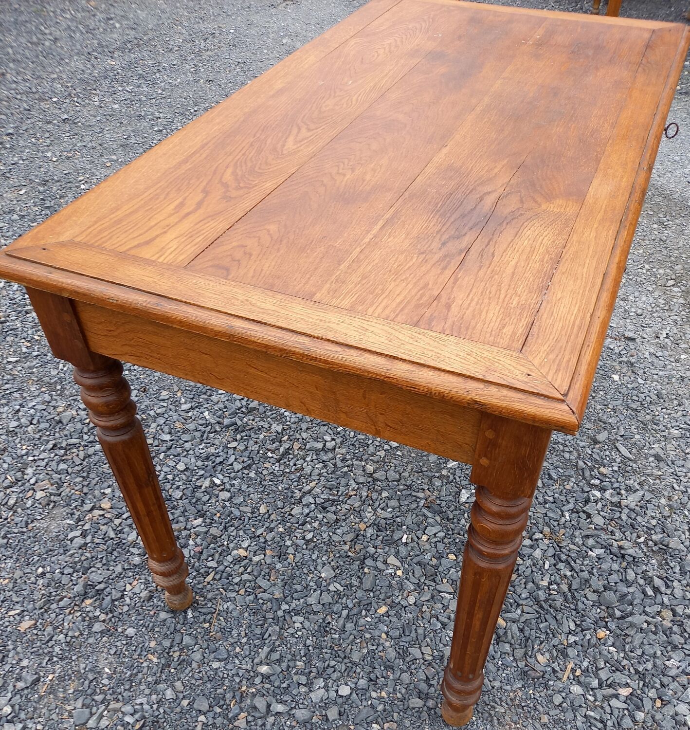 Old oak table or desk 2 drawers