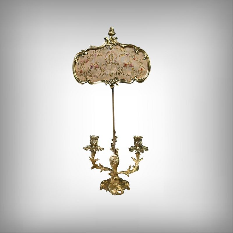 Chandelier with a gilded bronze shade, Louis XV style – Mid 19th century