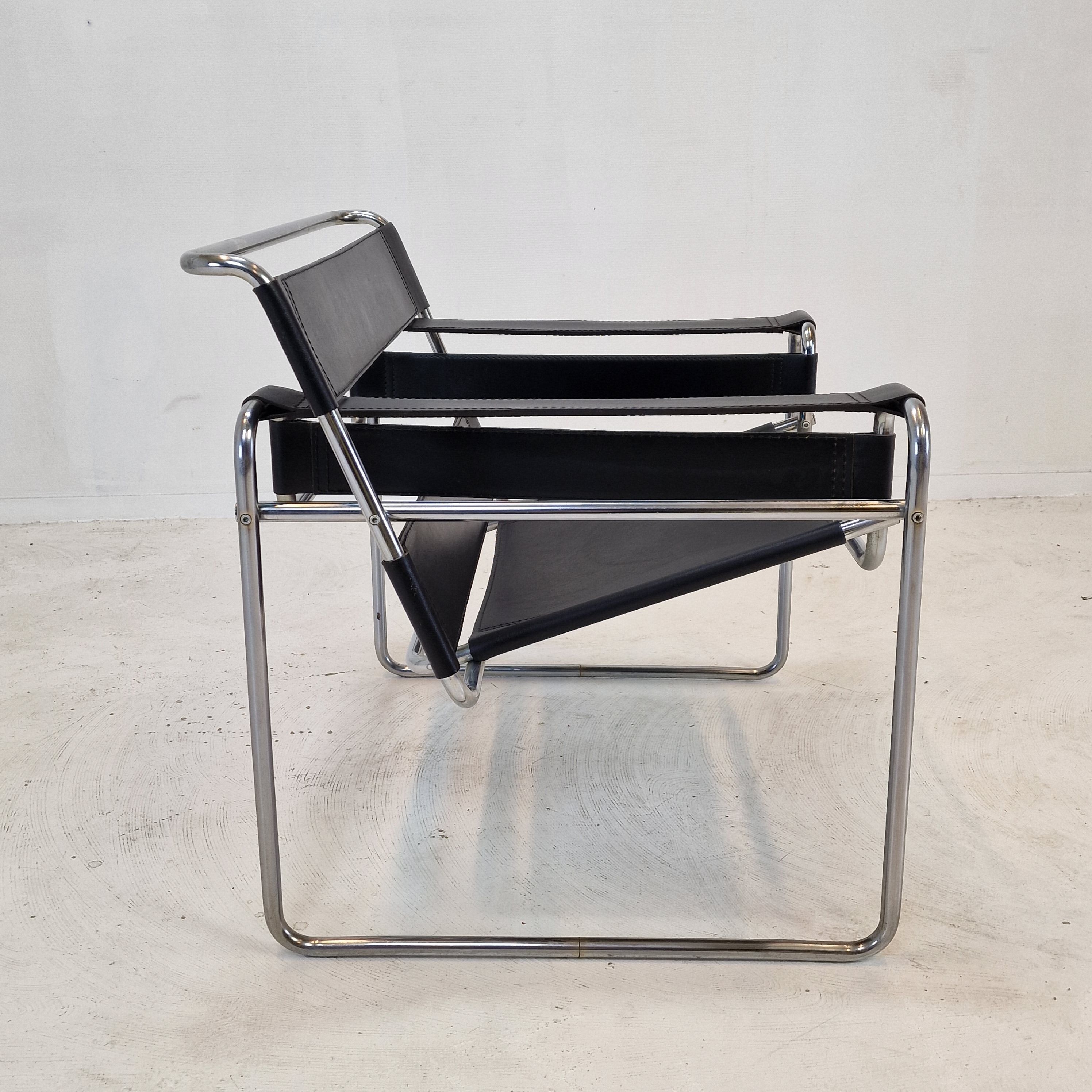 Chaise Wassily par Marcel Breuer, années 1980