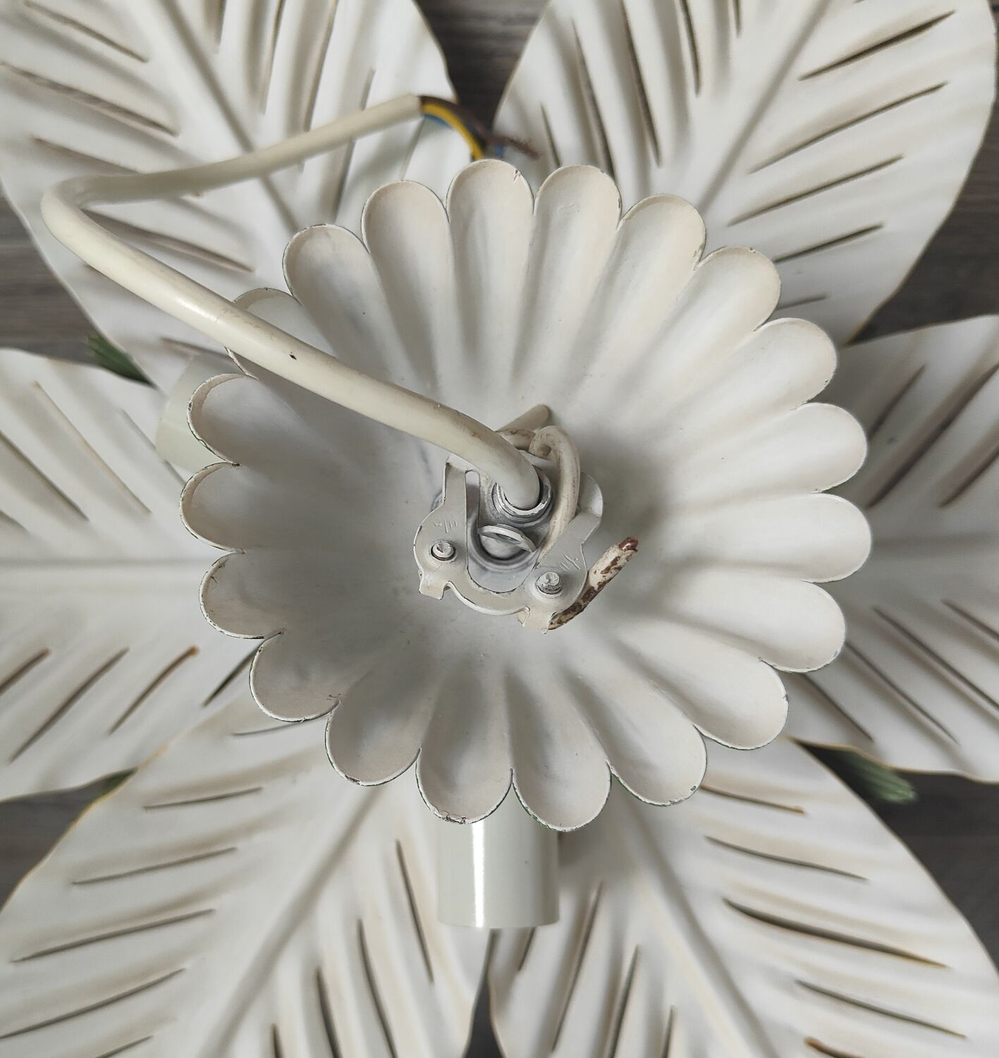 Vintage flower ceiling lamp