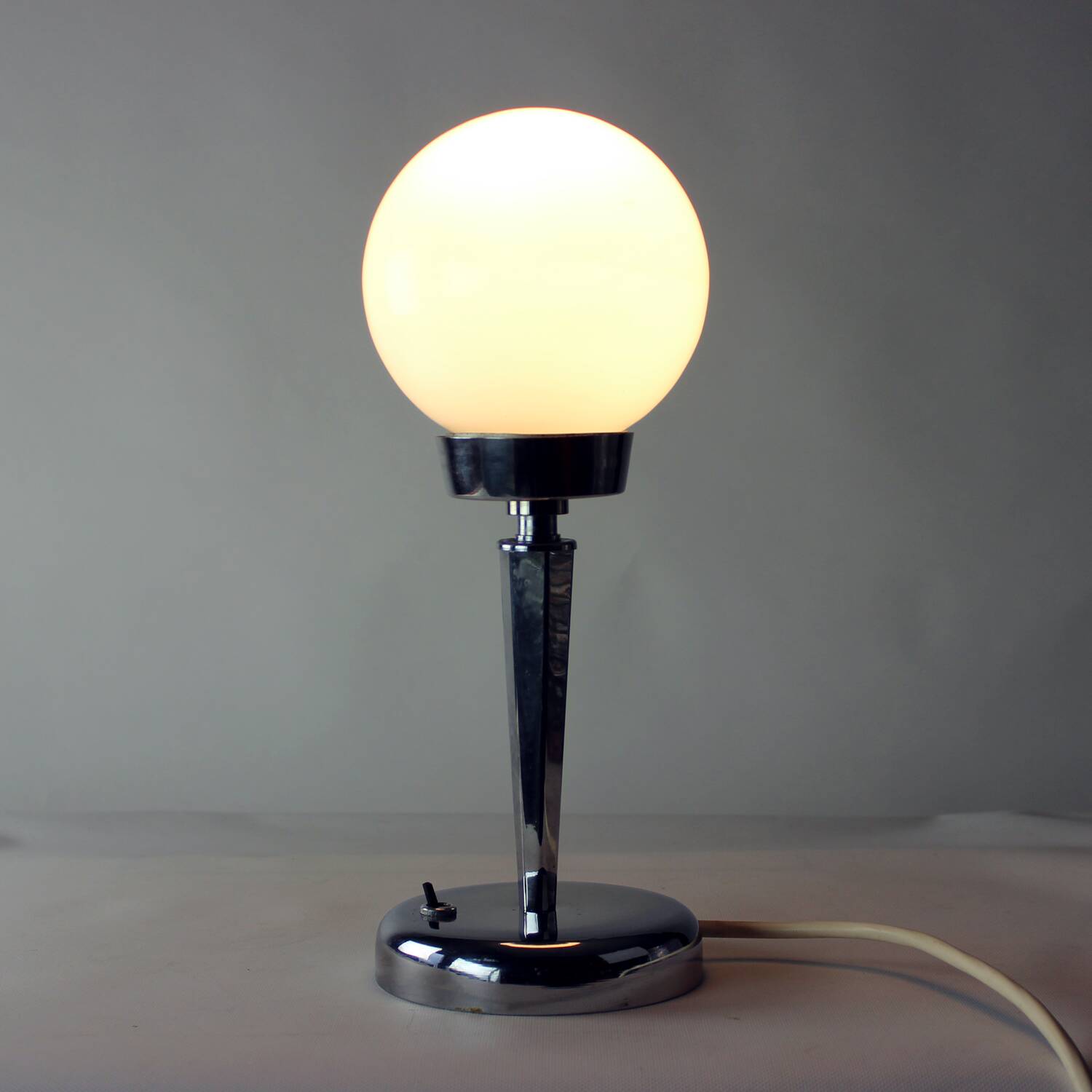 Art Deco table lamp in chrome and glass, Czechoslovakia 1940s