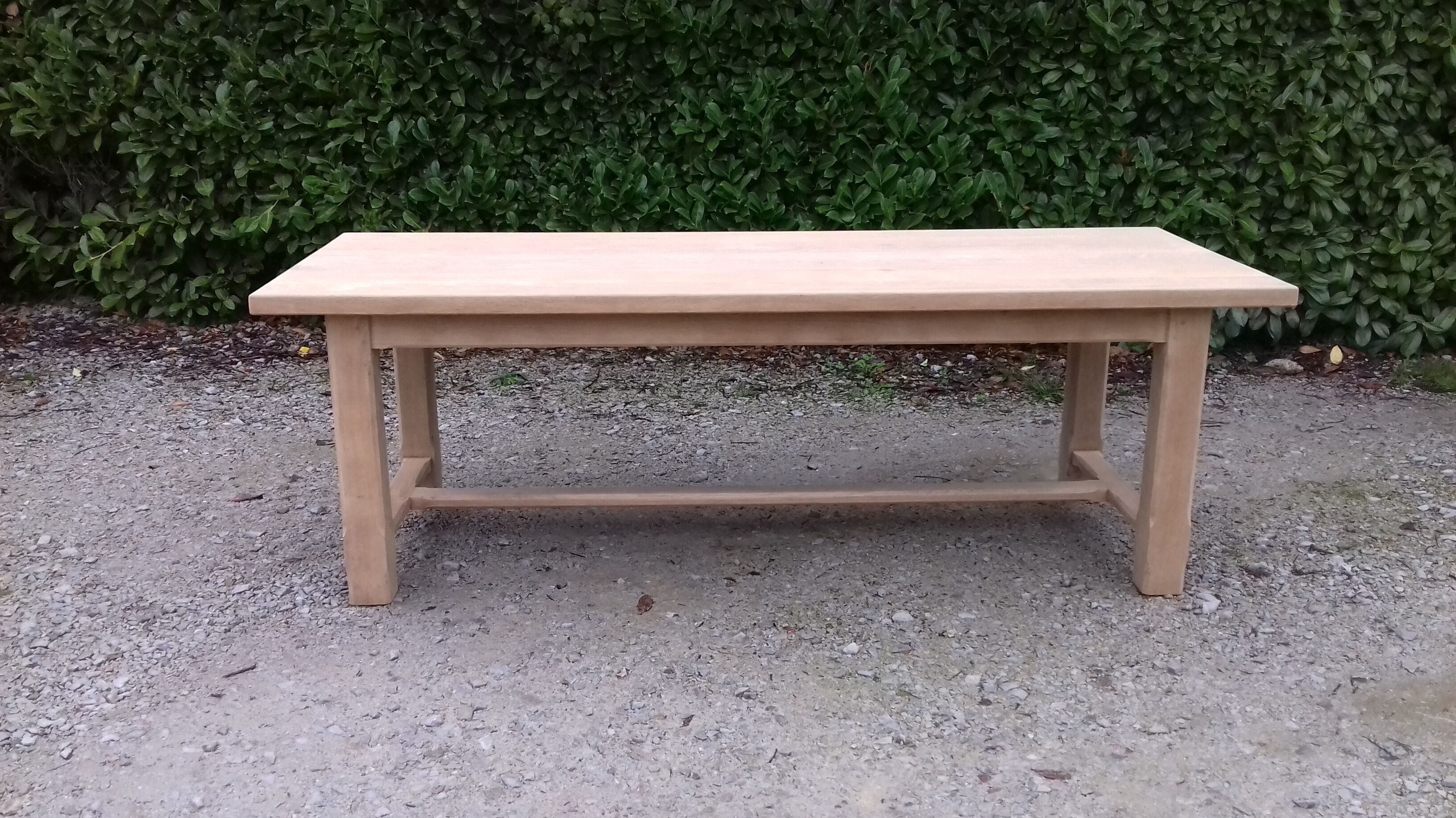 Farm table in solid oak