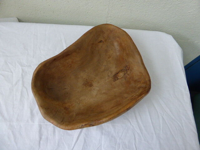 In olivier original fruit bowl and the 1970s vintage design