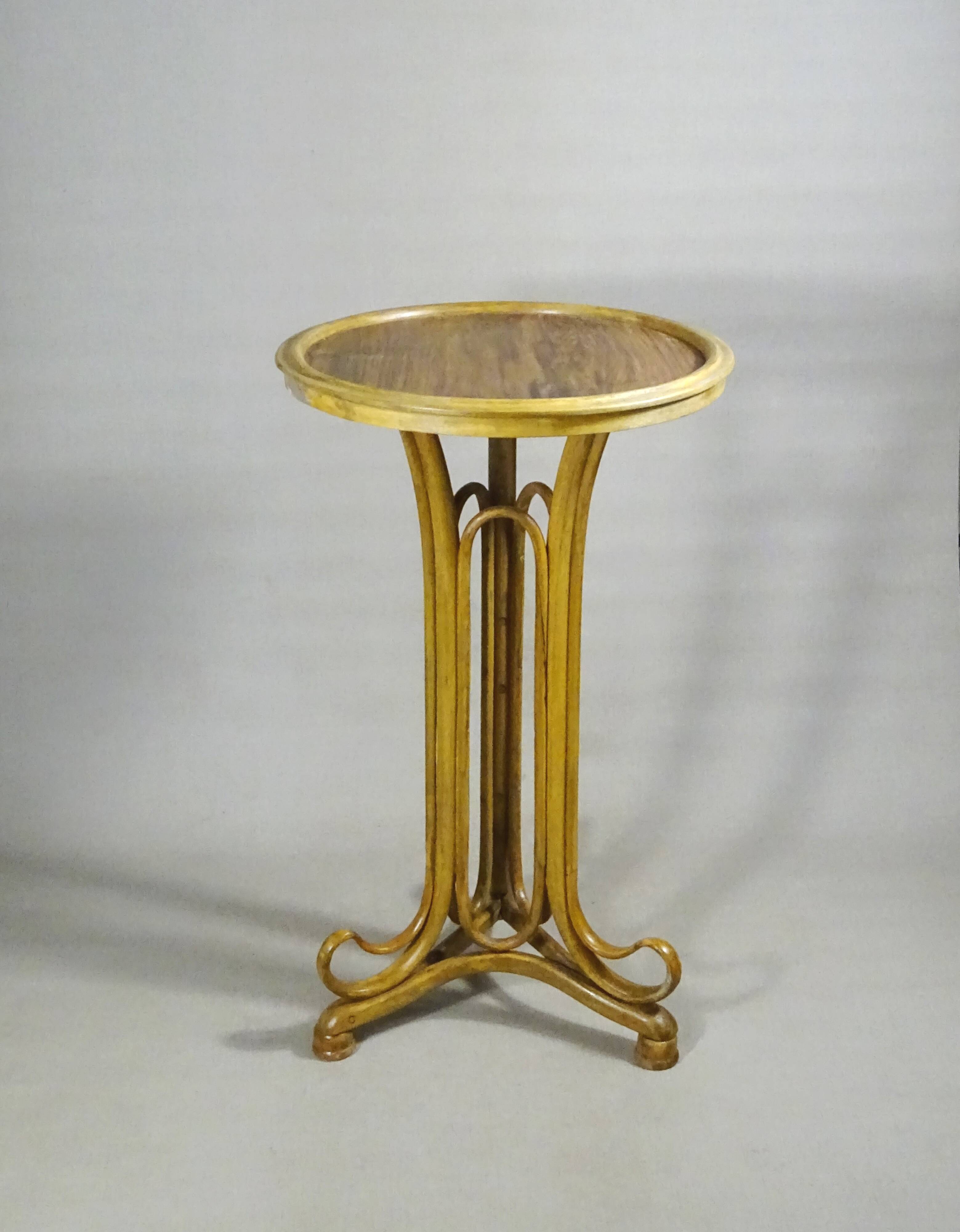 Thonet N°1 Art Nouveau reading table - 1895 -