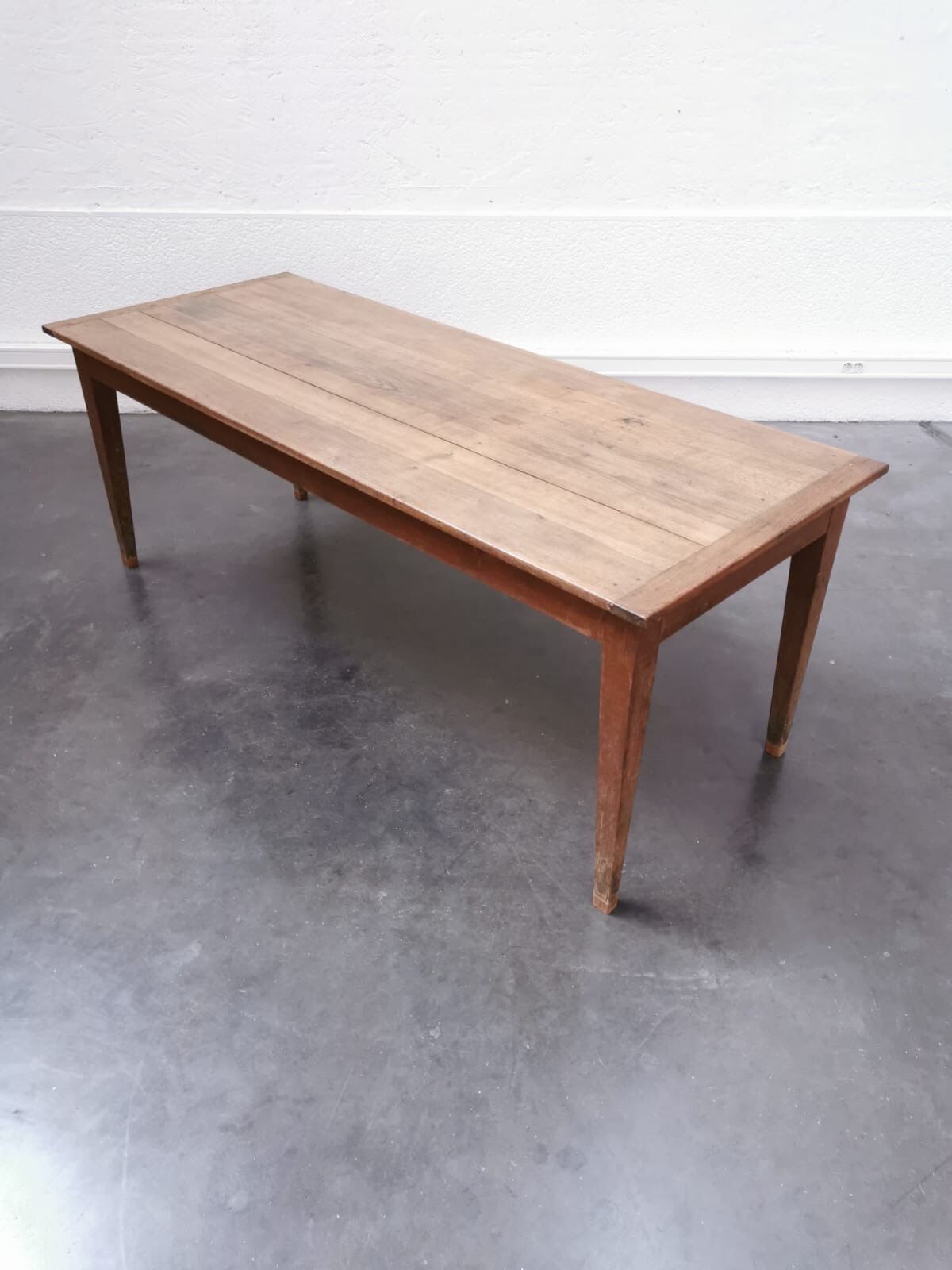 Oak farm table