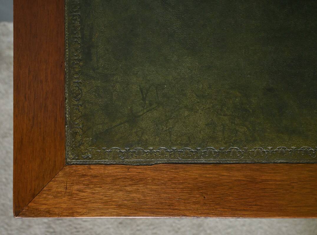 Petit Bureau Retour d’Égypte en Acajou, style Empire – Milieu XIXe