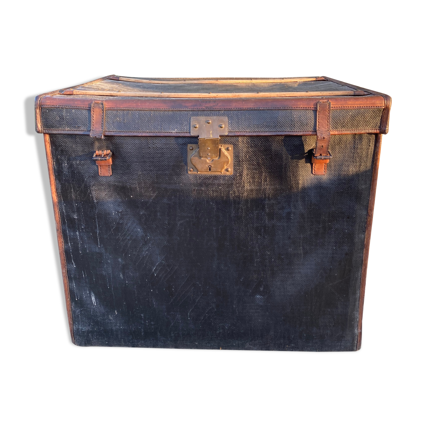 Beaumont Paris leather horse-drawn carriage travel trunk