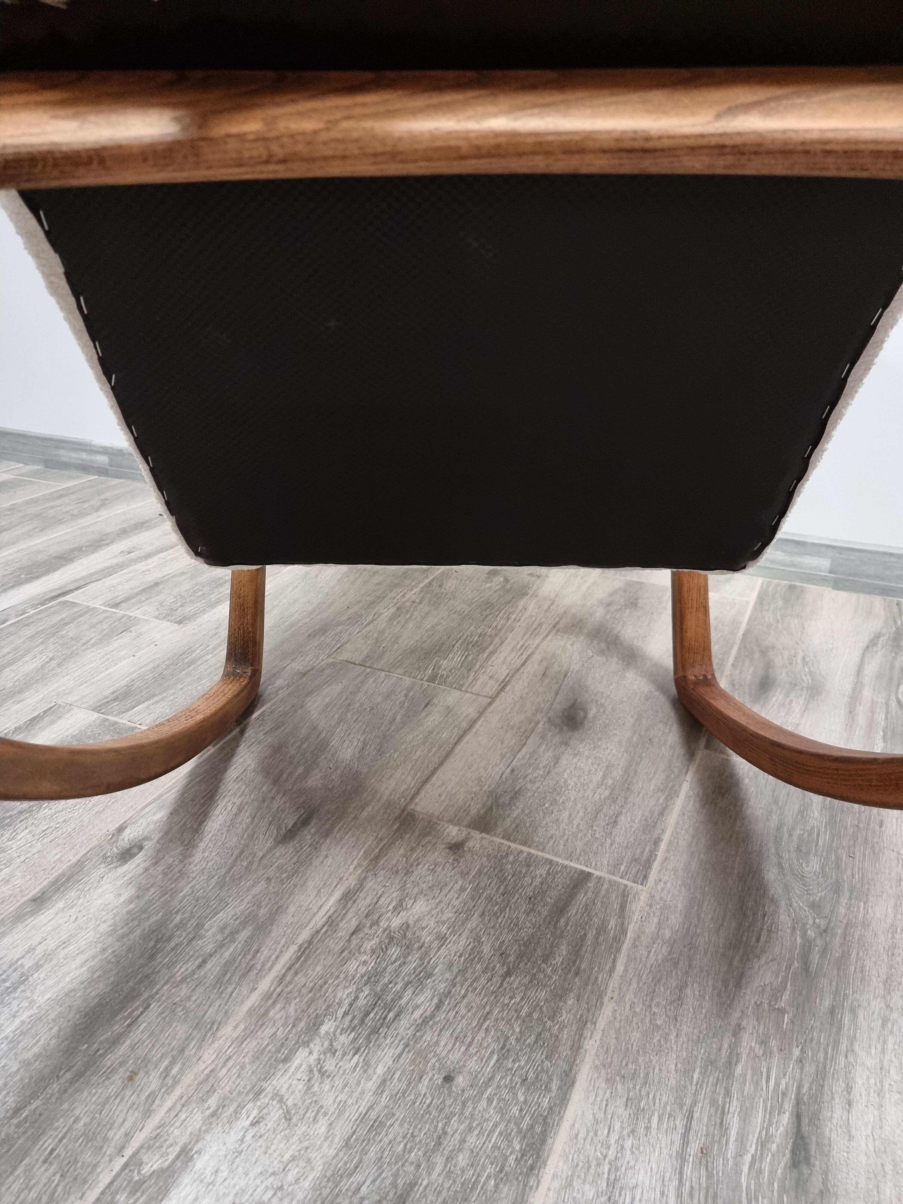 Rocking Chair from TON