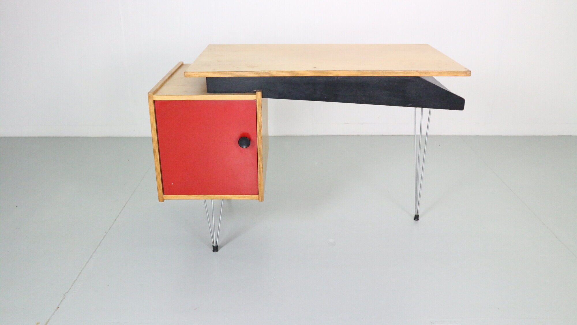 Cees Braakman Desk for Pastoe with Hairpin Legs, 1950 Dutch Design