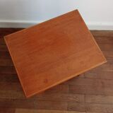 Vintage sofa tip in blond wood