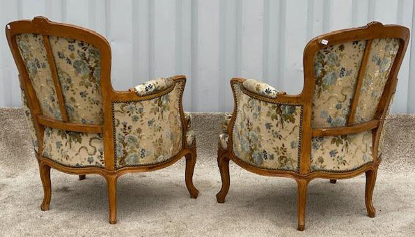 Pair of Louis XV style shepherdesses