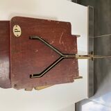 Strapontin armchair showroom