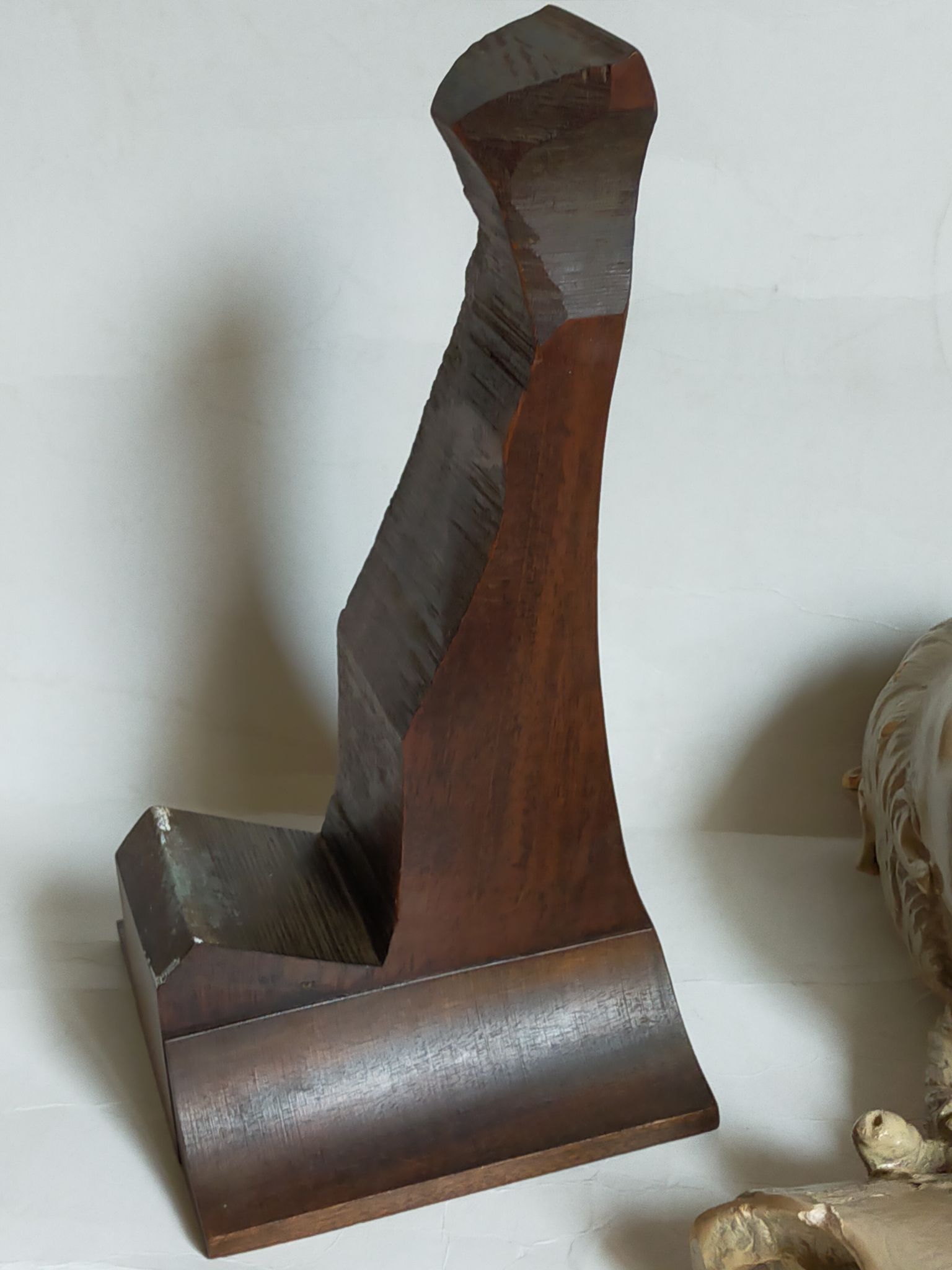 Bust of a woman "the elegant"XIXth in painted plaster signed on its solid wood base
