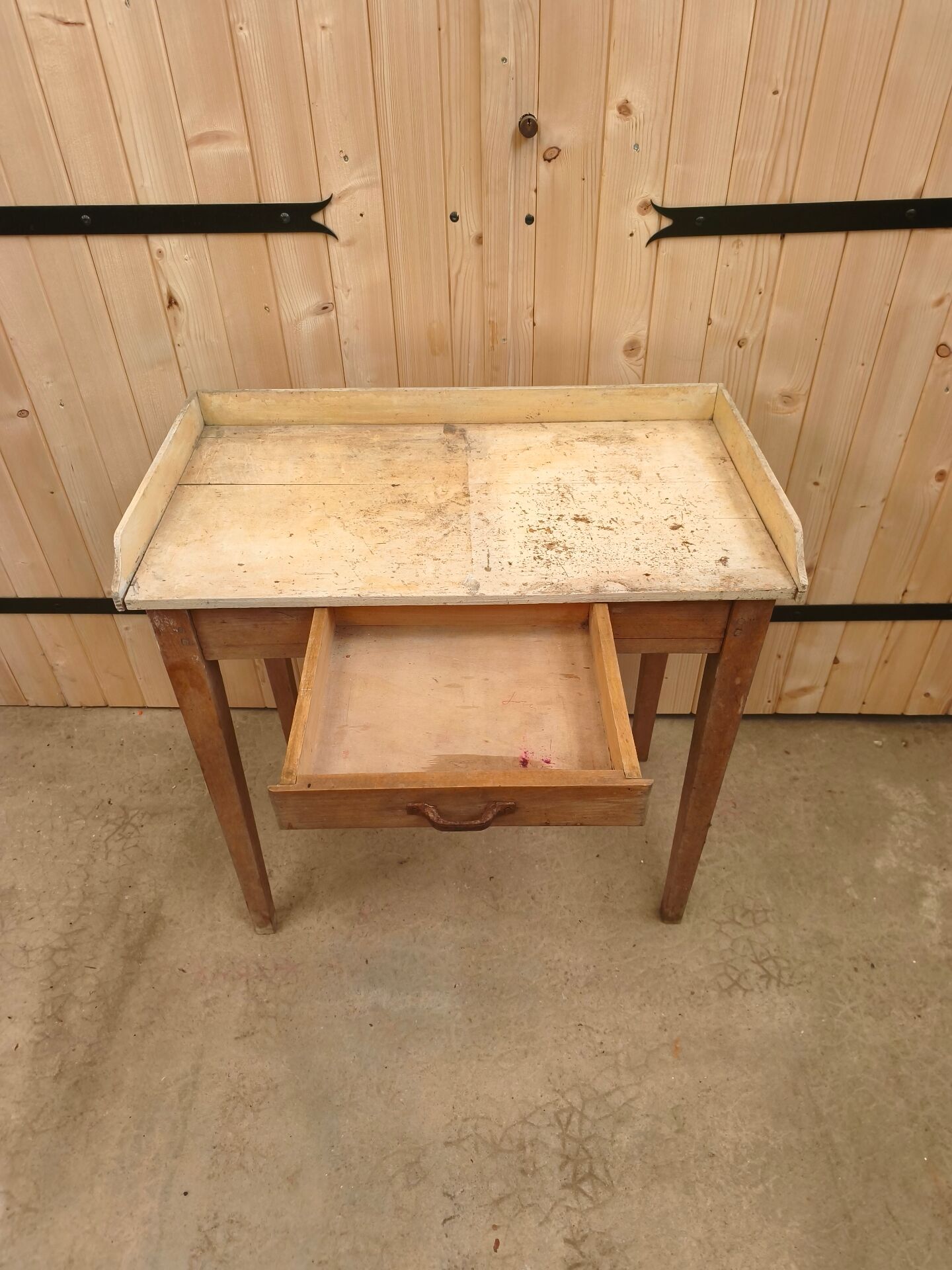 Workshop table - Small counter - Vintage solid wood desk