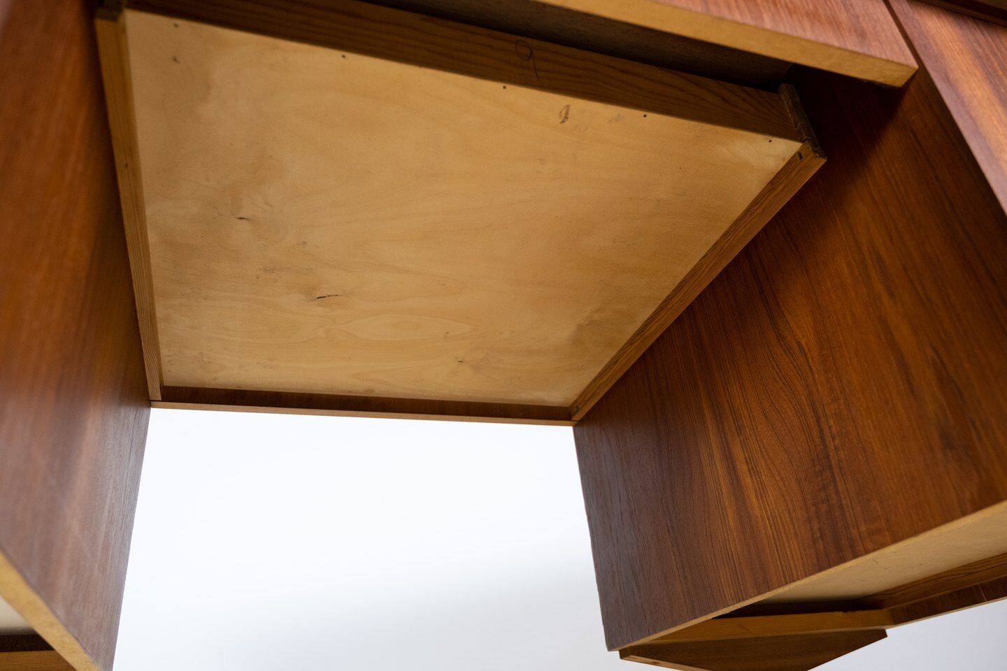 Desk in teak of danish design from the 1960s