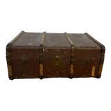 Malle vintage en bois et cuir, St Hubert Paris