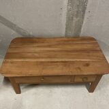 Oak coffee table with drawers
