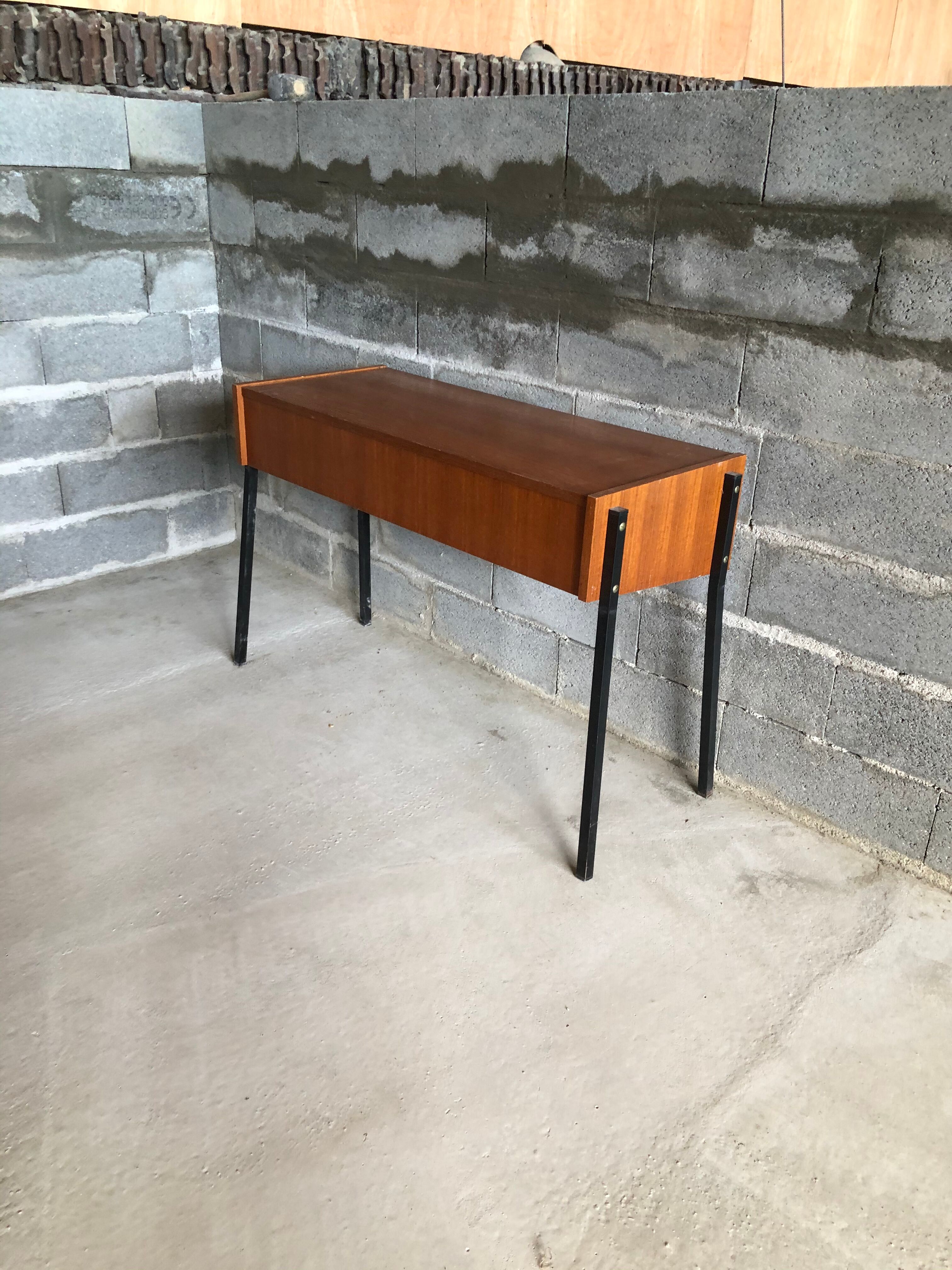 Console 1960 pieds métalliques