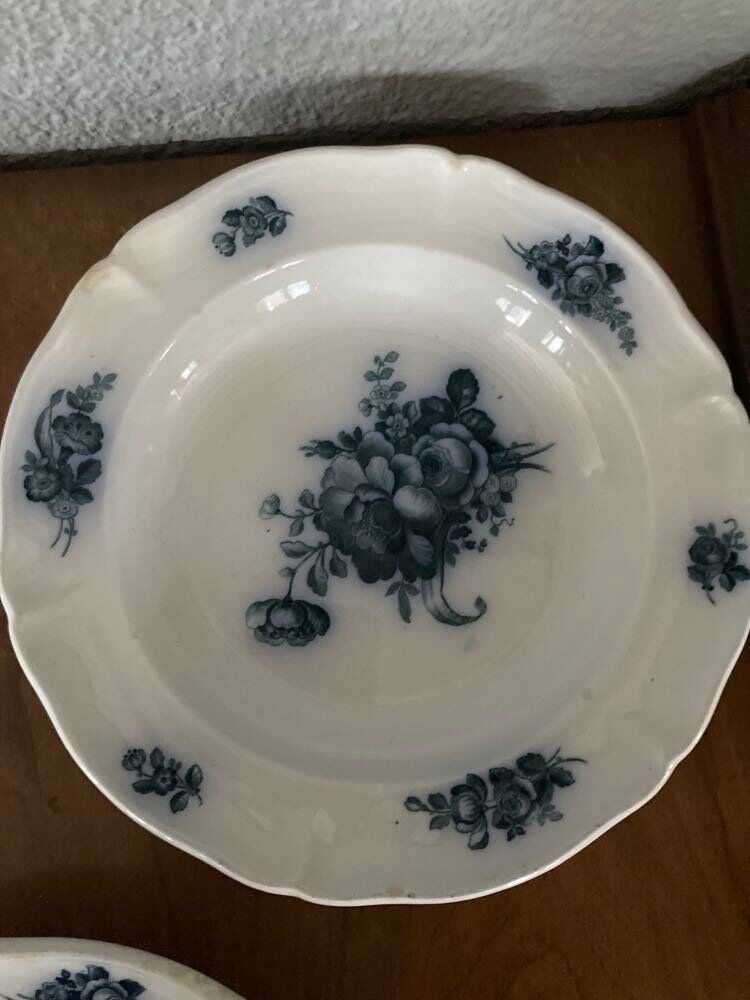 Lot 2 hollow plates Villeroy and Boch