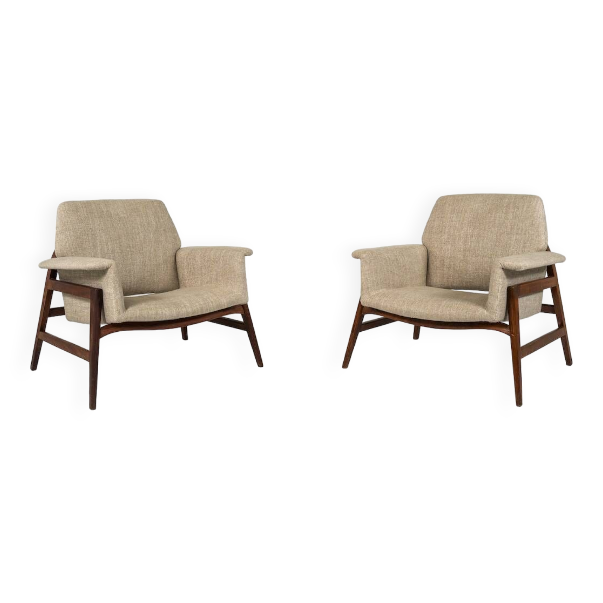 Mid-Century Modern Pair of Armchairs in the style of Gianfranco Frattini, Italy, 1960s