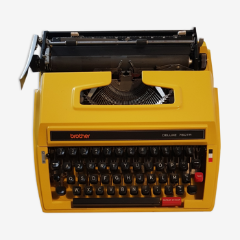 Vintage Typewriter Brother Deluxe 760 TR