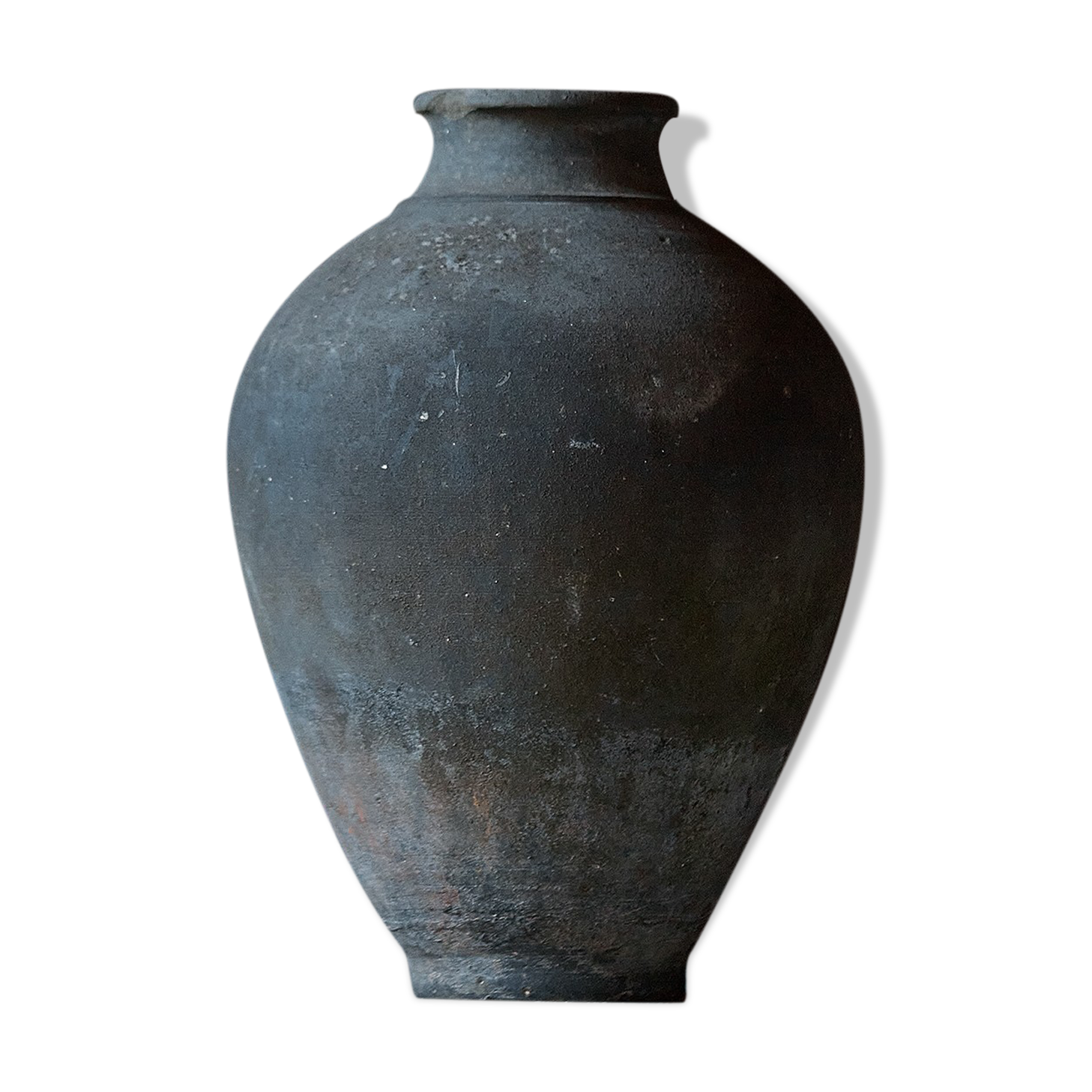 Ancient vase - Wabi sabi