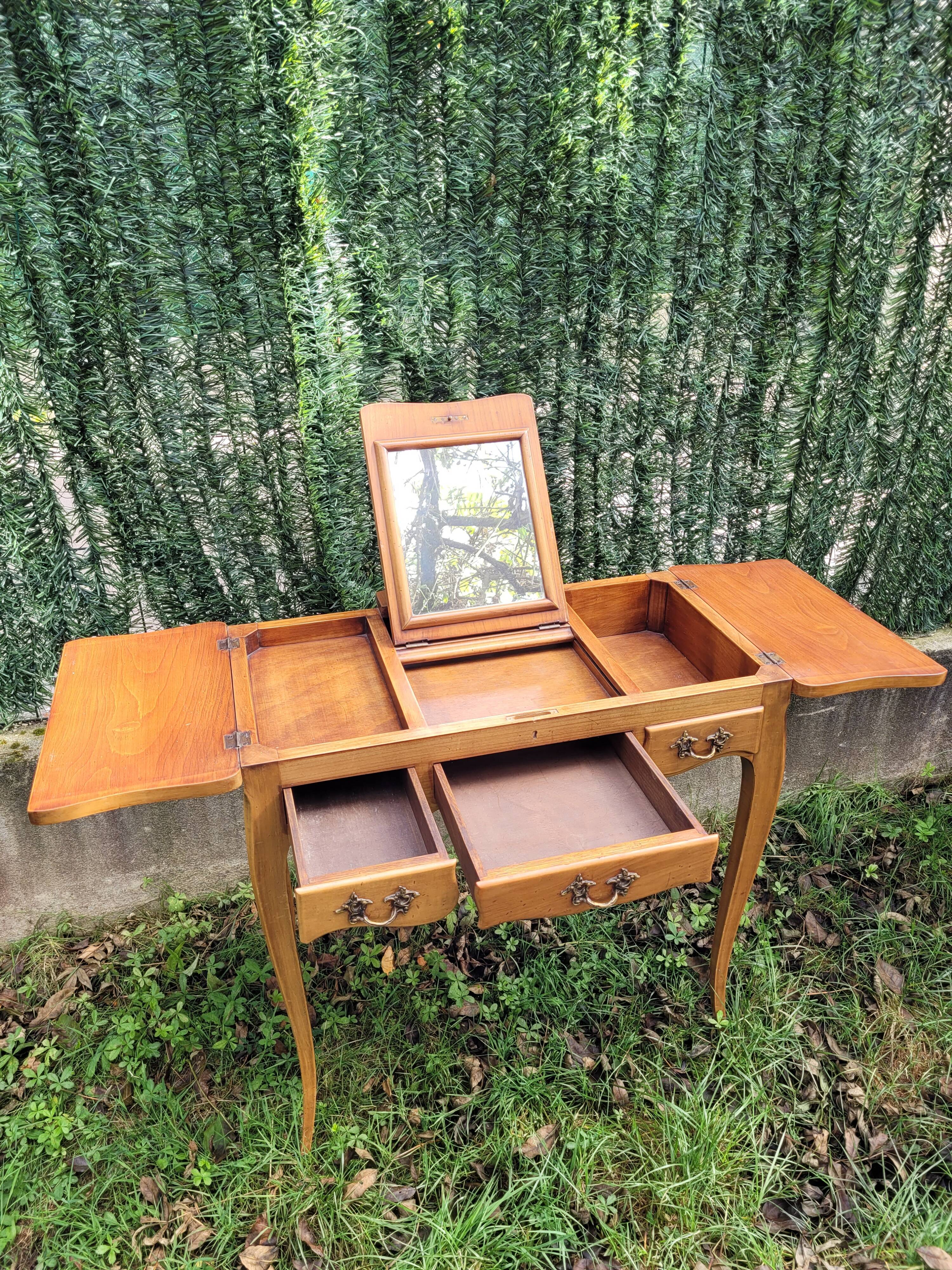 Louis XV style dressing table in veneer wood and marquetry