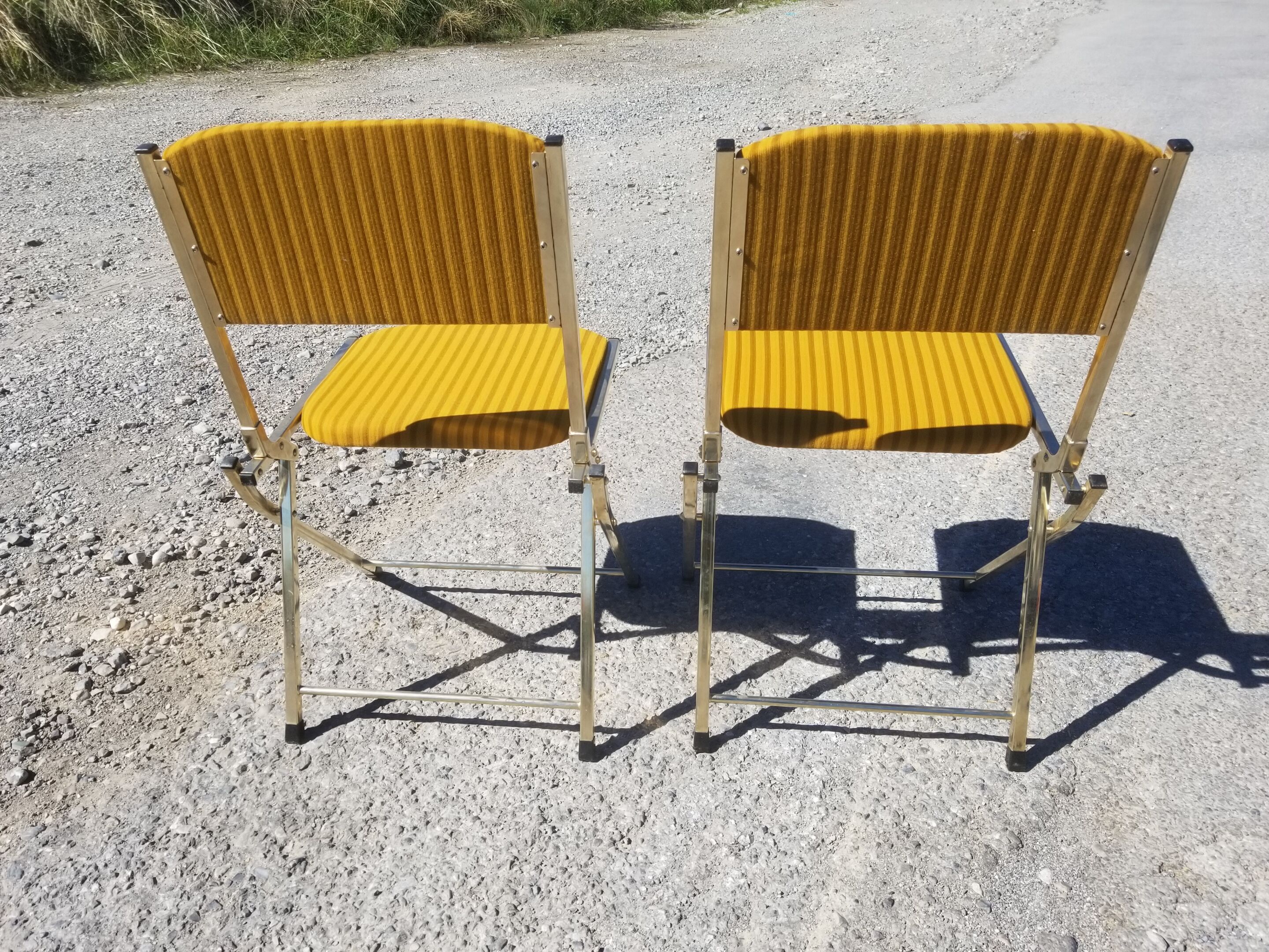 Pair of vintage eyrel folding chairs - 70s