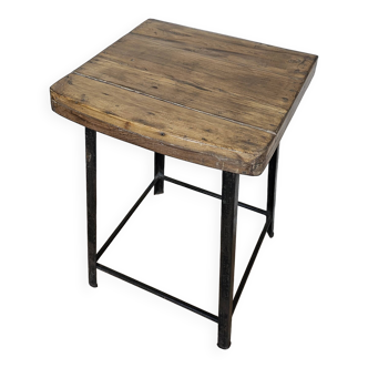 Old workshop stool in wood + wrought iron