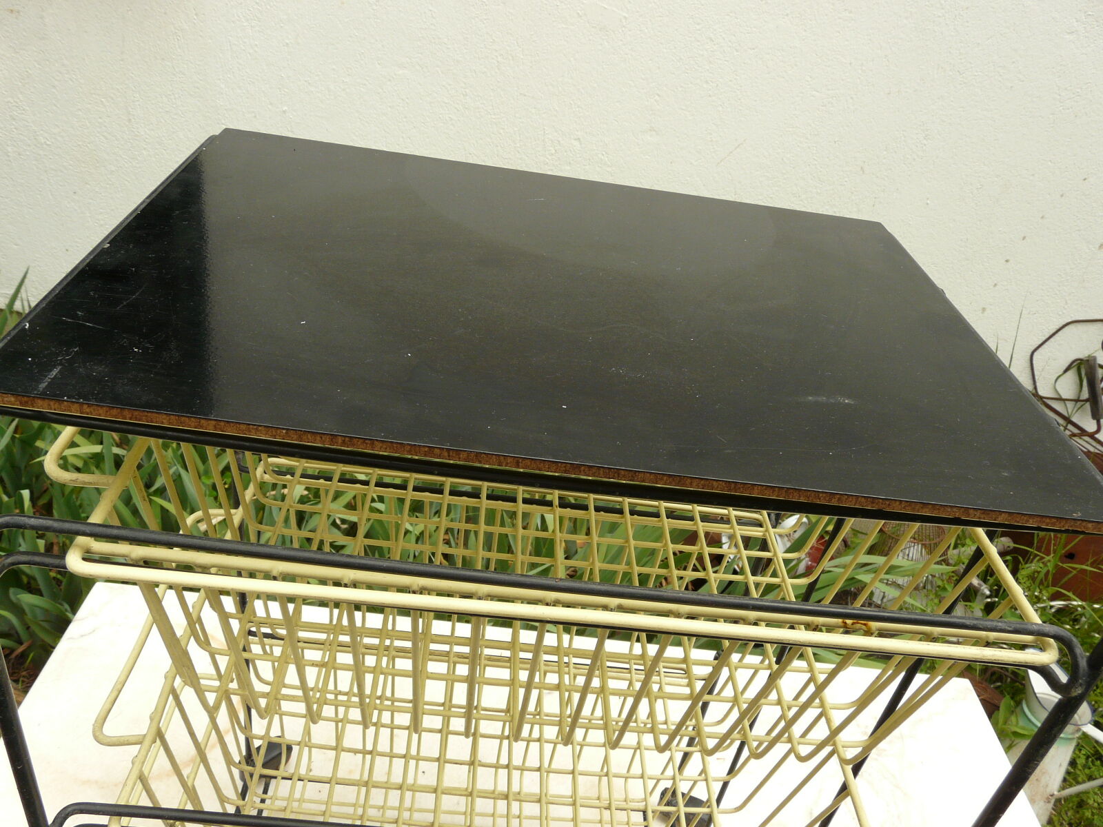 Kitchen serving 1960 or mail sorter