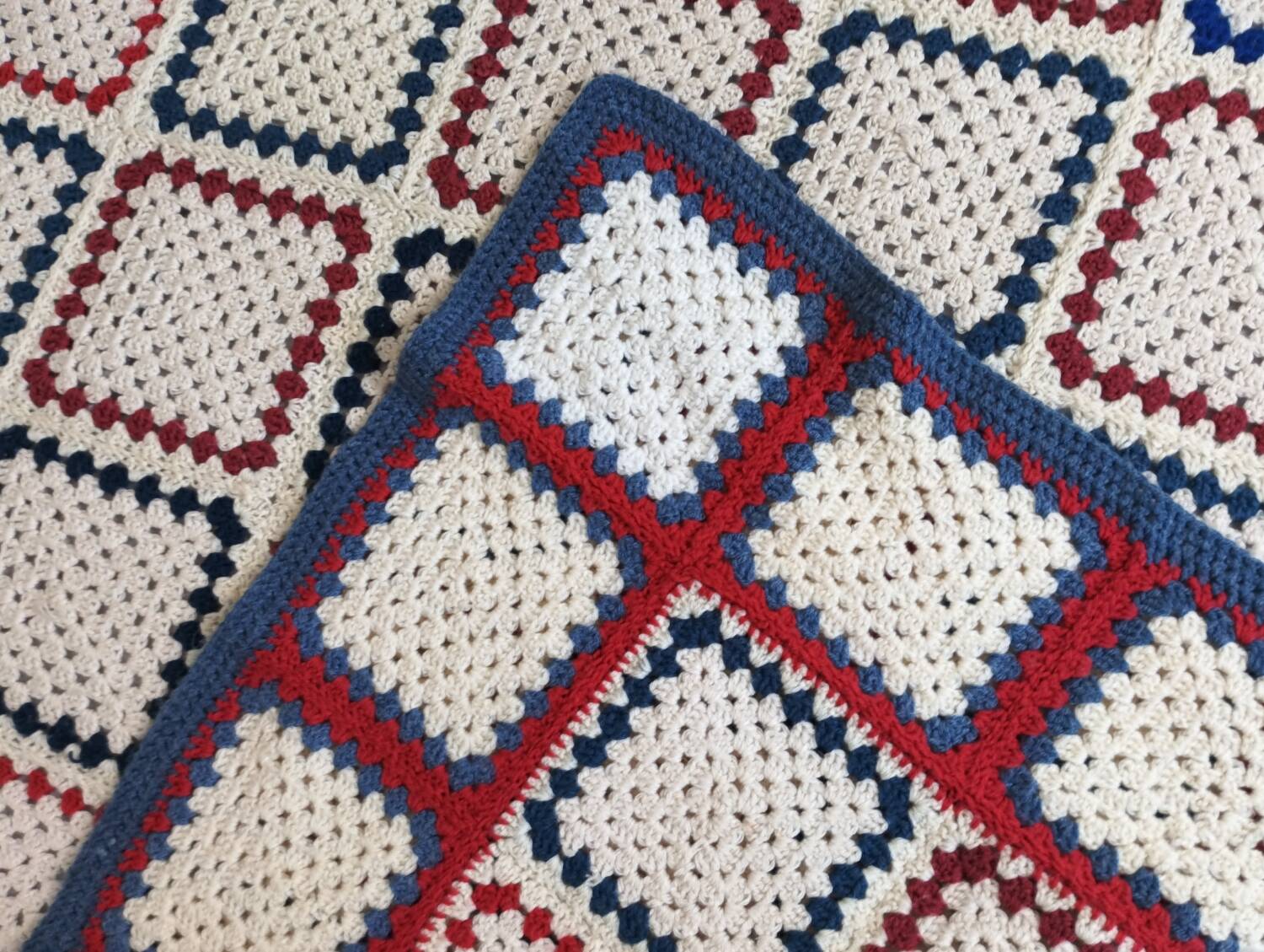 Plaid vintage crochet