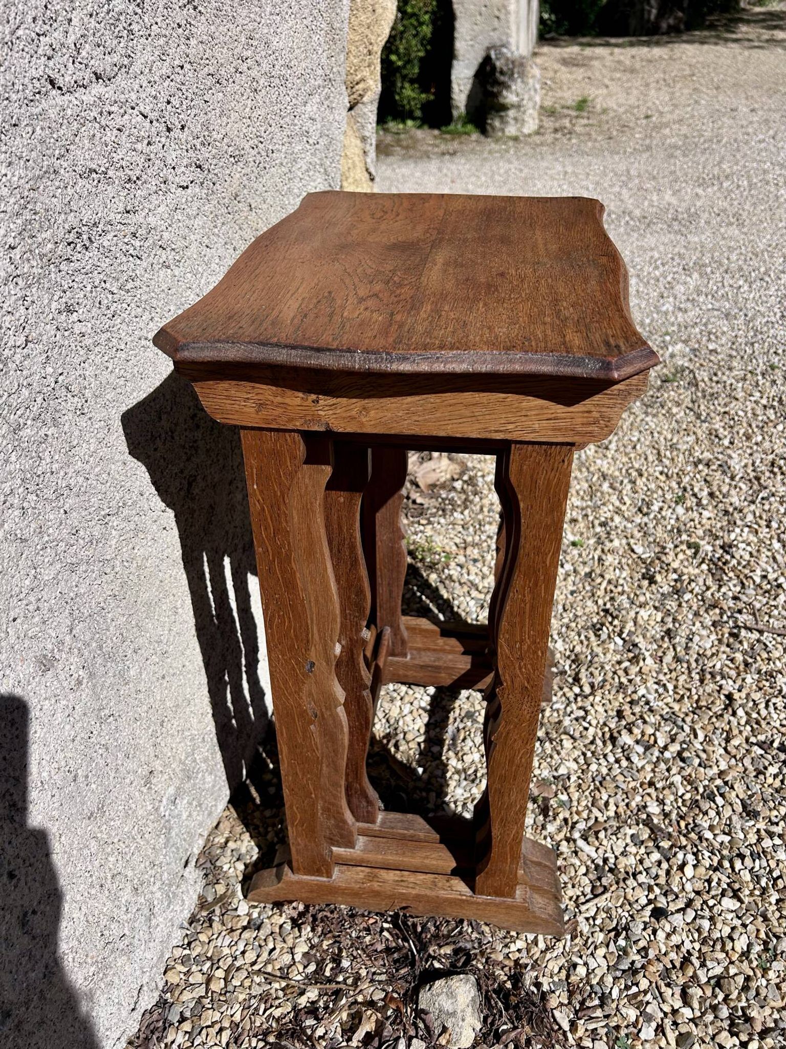 Tables gigognes