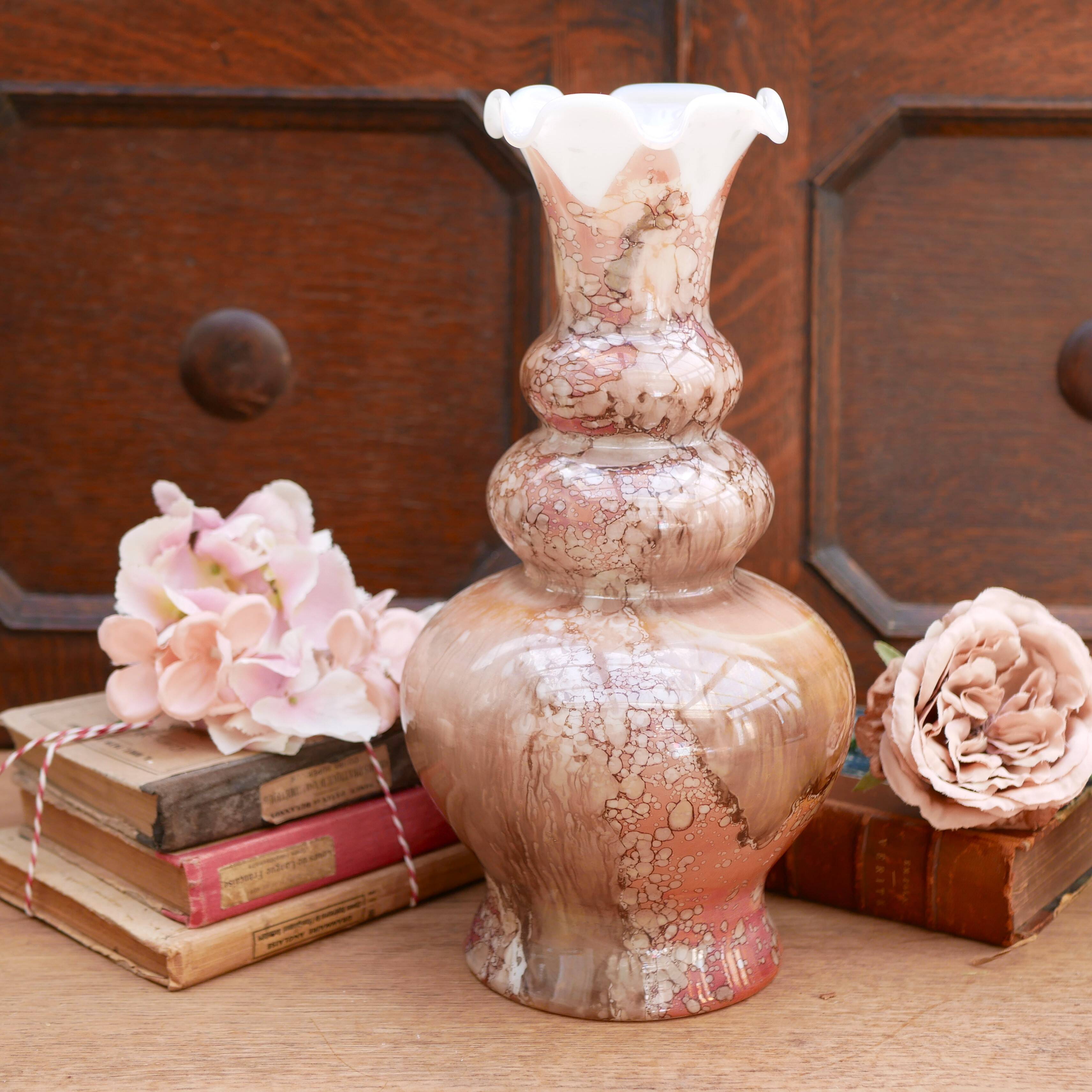 Fluted vase in mottled brown and white glass paste