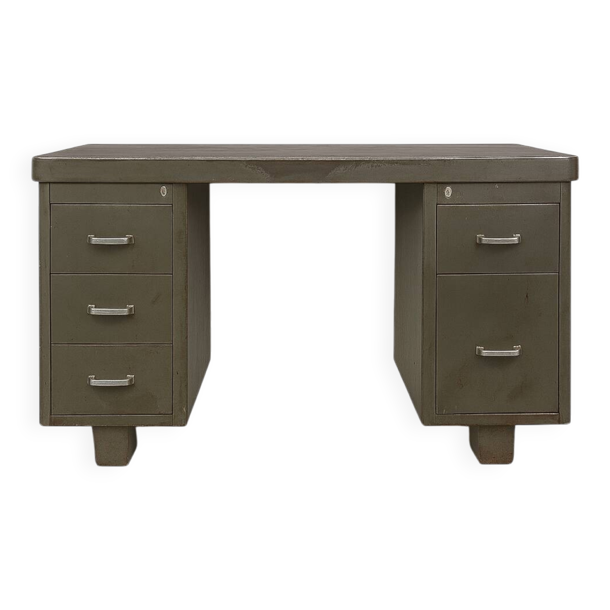 Industrial office 40-50