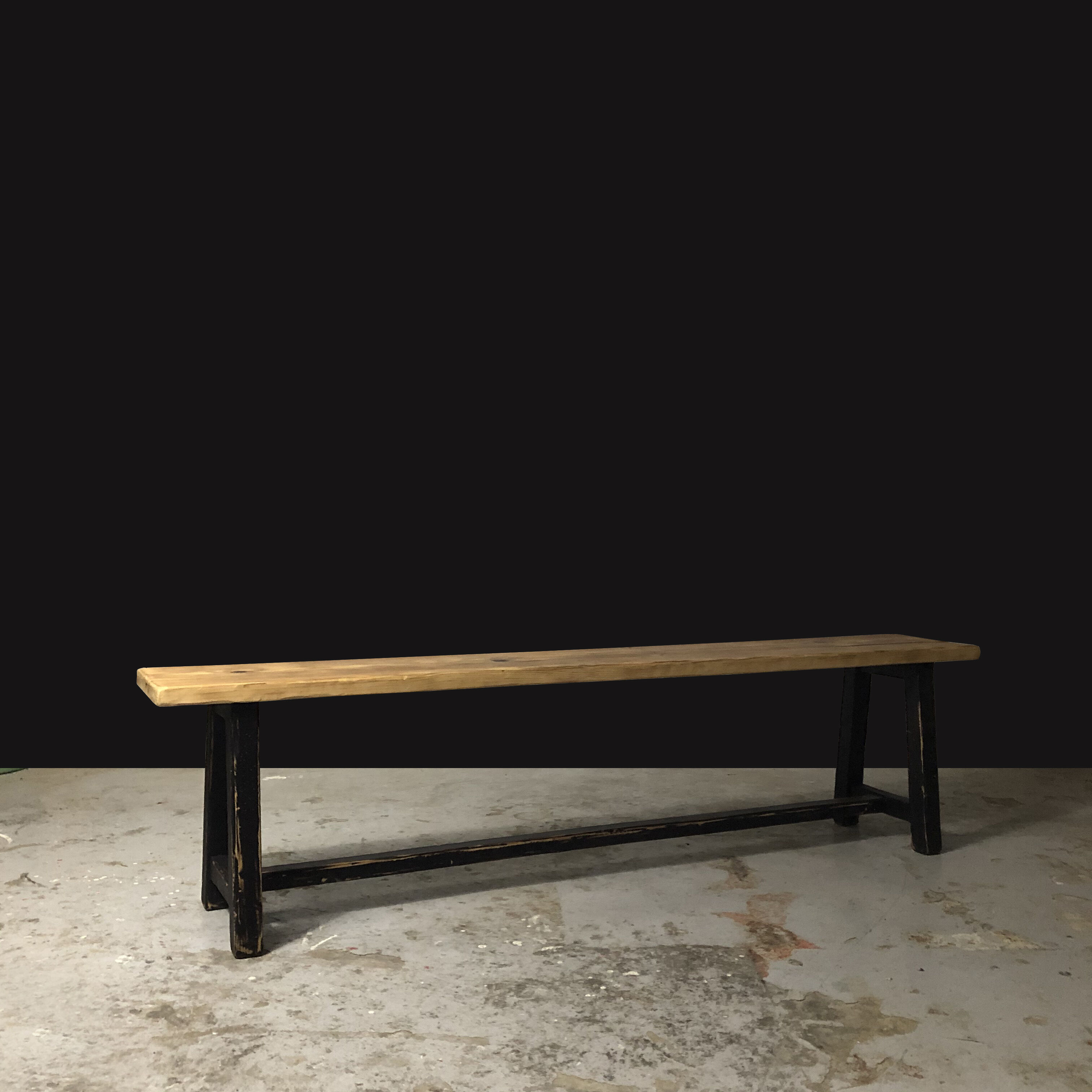 Painted wooden bench, black base, L179 cm