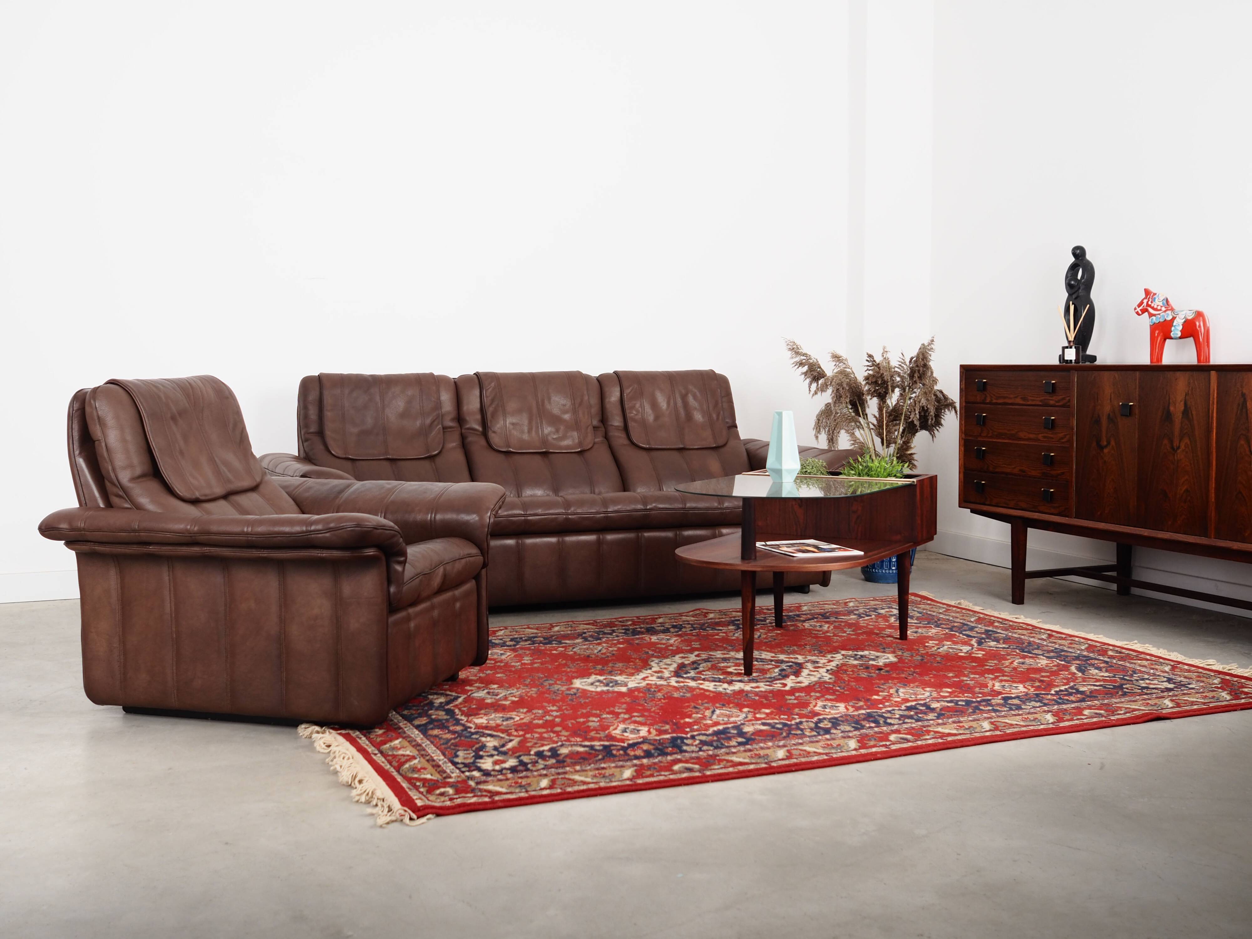 Brown leather sofa, Swiss design, 1970s
